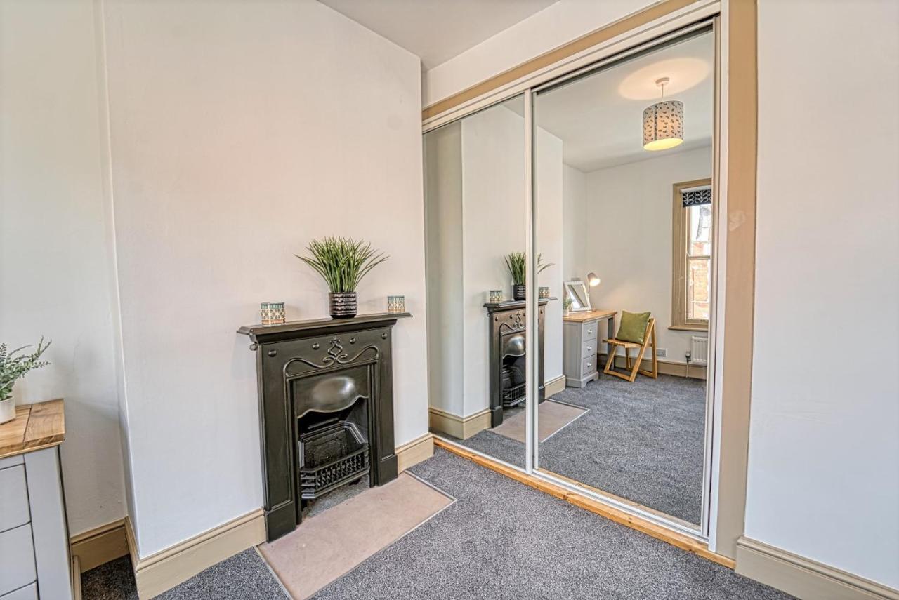Host & Stay - Upper Tything Apartment Worcester Buitenkant foto
